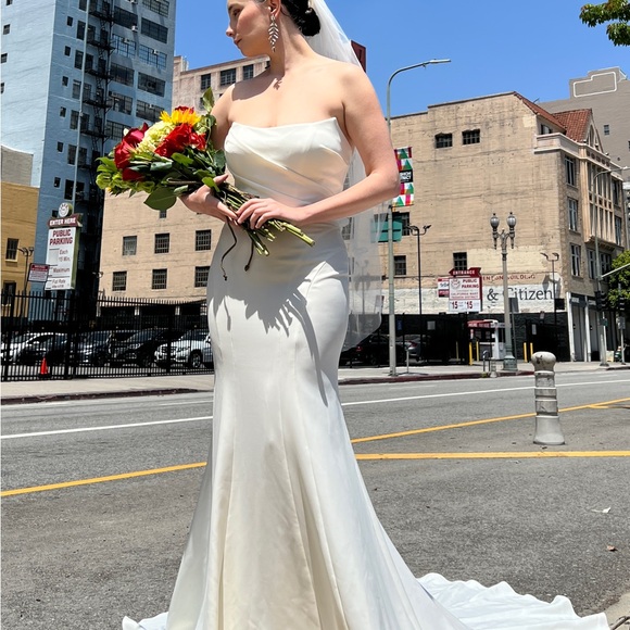 Pronovias Dresses & Skirts - Pronovias White Strapless Wedding Dress